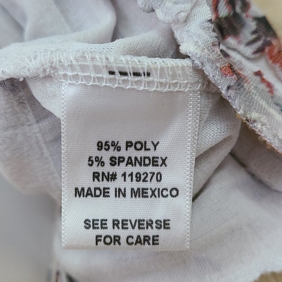 Cache Sleeveless Animal Print Ruffled Shirt - Picture 9 of 10